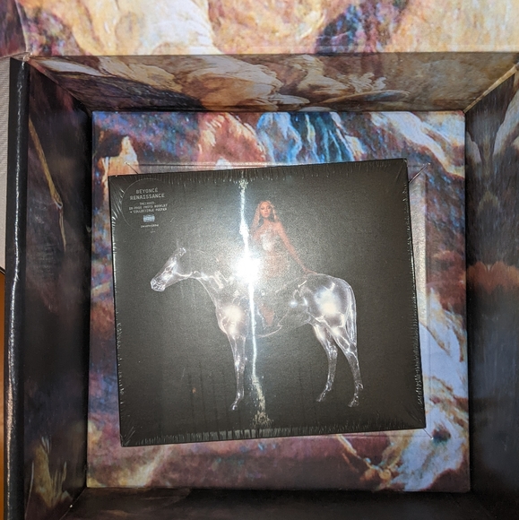 SOLD - Picture 7 of 8